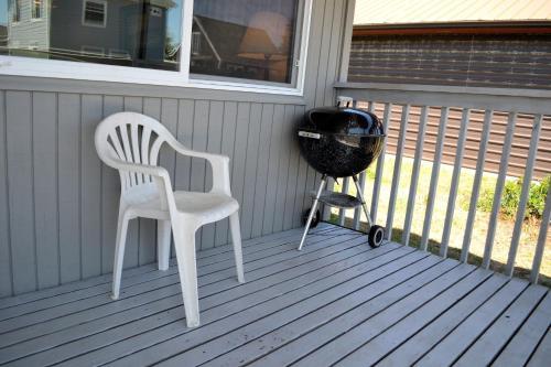 Cabin At The Beach ~ Mca 1263