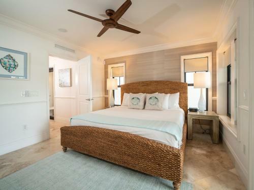 Marlin Bay Yacht Club - Residence #3825