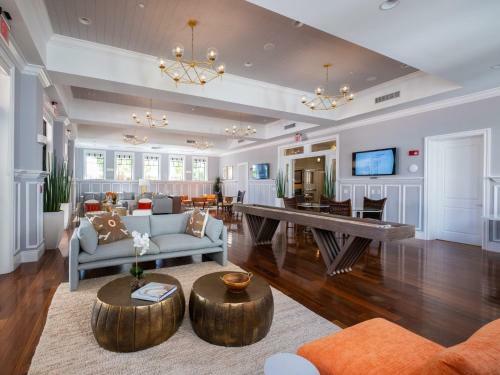 Marlin Bay Yacht Club - Residence #3825
