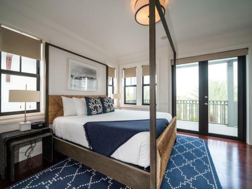 Marlin Bay Yacht Club - Residence #3825