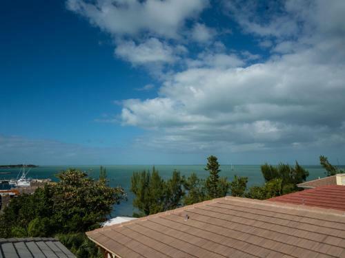 Marlin Bay Yacht Club - Residence #3825
