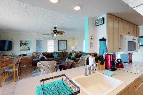 Boot Key Harbor Retreat Second Story
