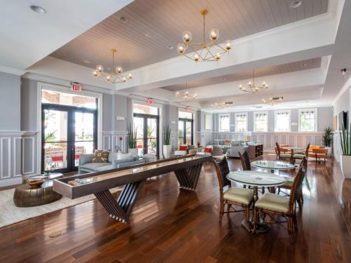 Marlin Bay Yacht Club - Residence #3821