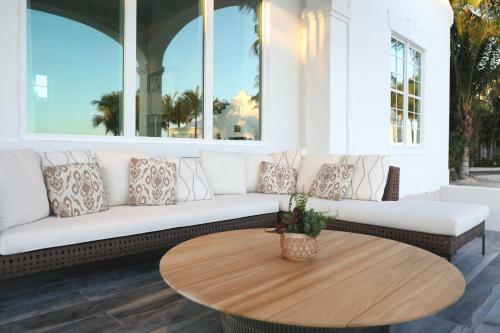 Hotel Isla Bella Beach Resort