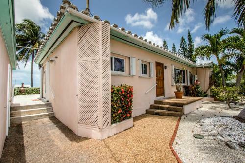 3 Bedroom - 525 Gulfview Escape
