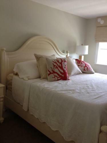 3 Bedroom - 238 Tarpon