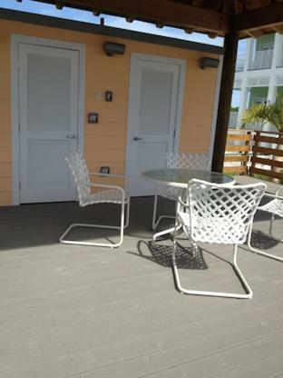 3 Bedroom - 238 Tarpon