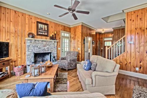 Eagles Nest Home