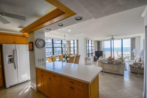 Apartamento Seaview Condo #61505