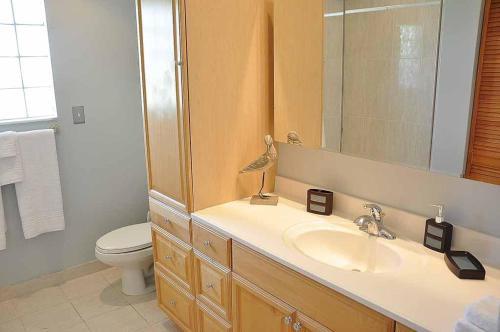 1268 Balboa Court