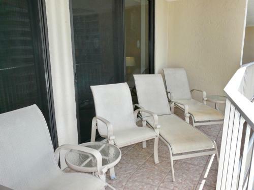 South Seas Tower 4-1204