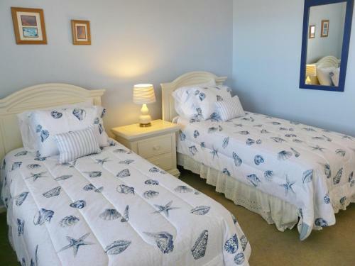 South Seas Tower 4-1204