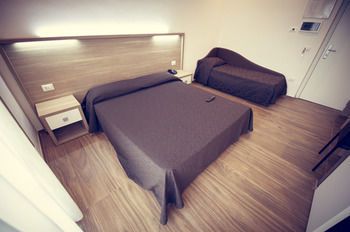 Hotel Fini
