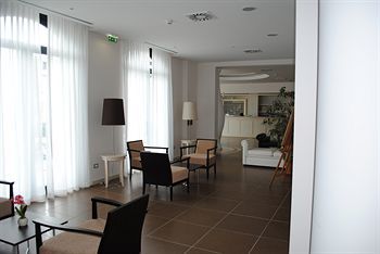Hotel Fini