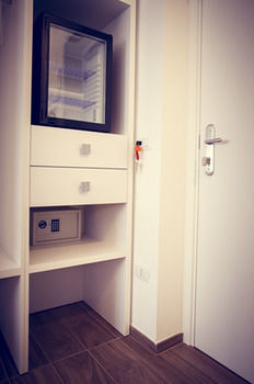 Hotel Fini