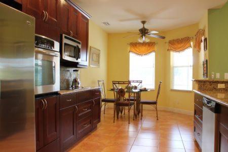 Heathwood Private Home #40529