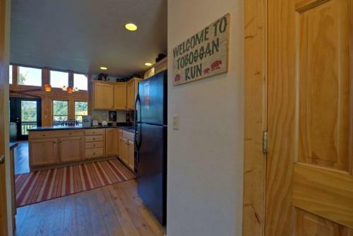 Toboggan Run Cabin