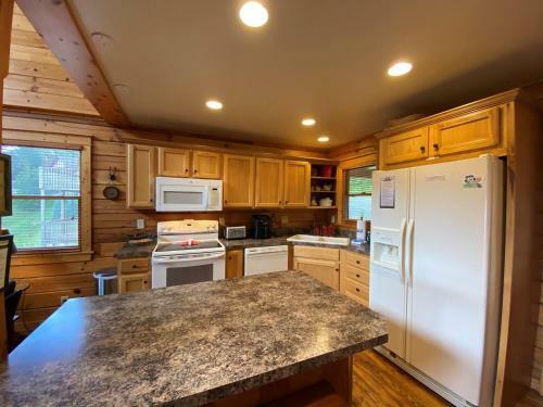 Game Keeper Cabin