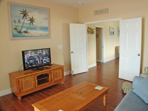 Kokopelli Waterfront Villa