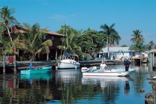 Kokopelli Waterfront Villa