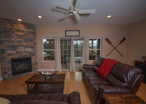 Double Delight Three-bedroom Holiday Home