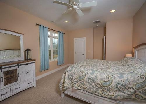 Double Delight Three-bedroom Holiday Home