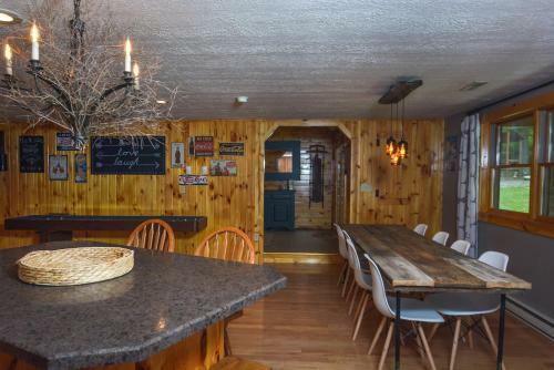 Grey Wolf Three-bedroom Holiday Home