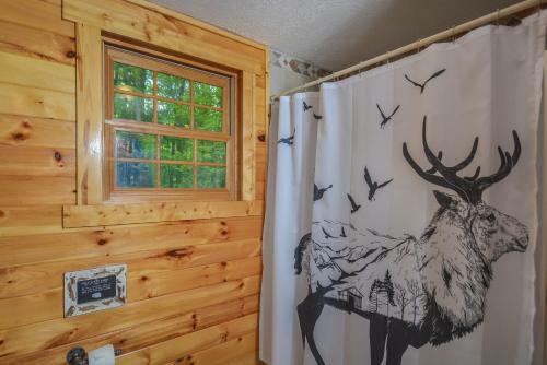 Grey Wolf Three-bedroom Holiday Home