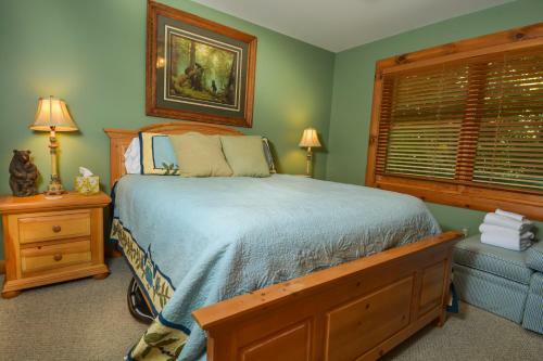 One Ski Hill Five-bedroom Holiday Home