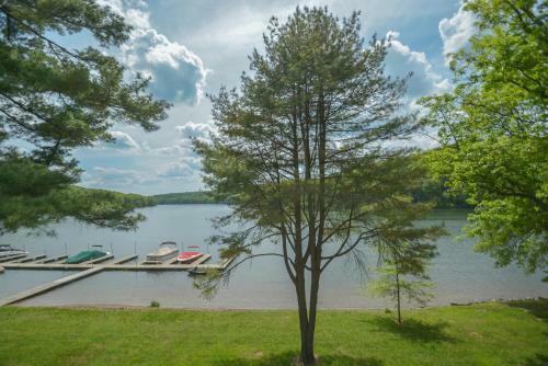 Million Dollar View Four-bedroom Holiday Home