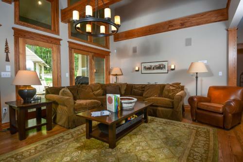 Stone Mountain Vista Five-bedroom Villa
