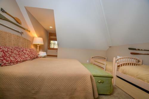Stone Mountain Vista Five-bedroom Villa