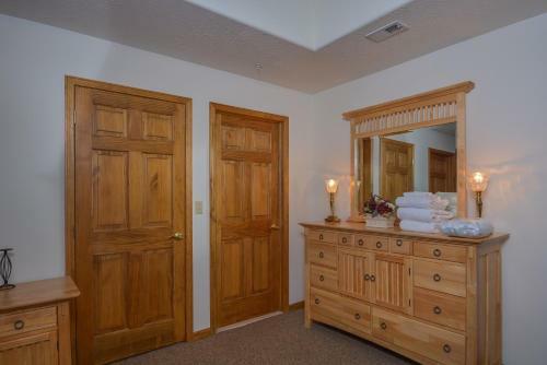 Overlook 1b Three-bedroom Townhome