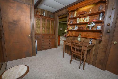 Sunset Terrace Three-bedroom Holiday Home