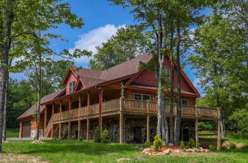 Sheba Snow Five-bedroom Holiday Home