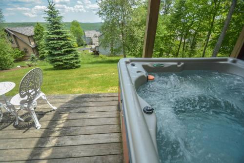 Green Gables Four-bedroom Holiday Home