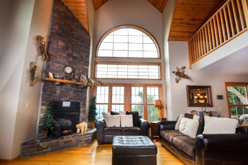 Green Gables Four-bedroom Holiday Home