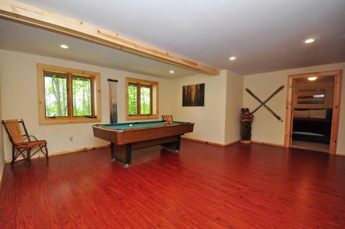 Snowbound Four-bedroom Holiday Home