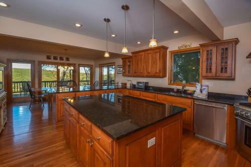Big Chill Five-bedroom Holiday Home