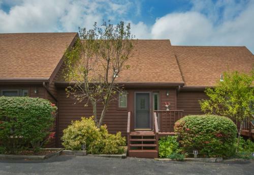 Sunplace #07 Three-bedroom Townhome