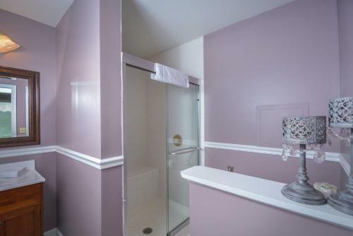 Creeks Edge Three-bedroom Holiday Home