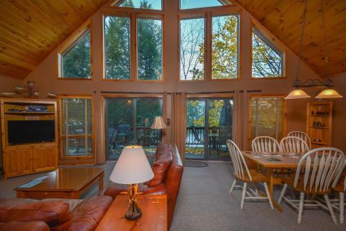 Almost Paradise Five-bedroom Holiday Home