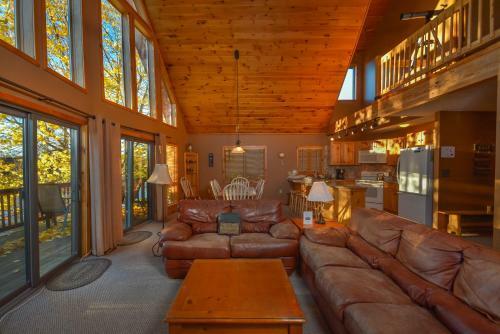 Almost Paradise Five-bedroom Holiday Home