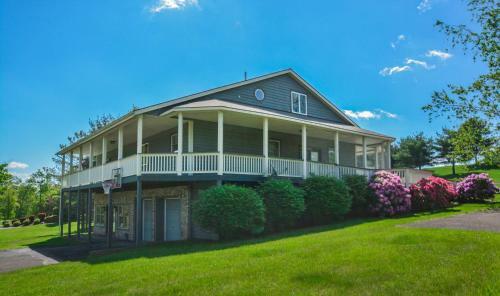 Forever Young Four-bedroom Holiday Home