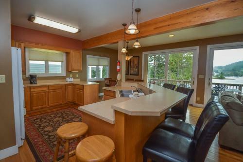 Just Getting Started Five-bedroom Holiday Home