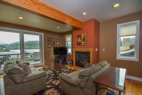 Just Getting Started Five-bedroom Holiday Home