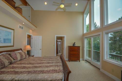 Just Getting Started Five-bedroom Holiday Home