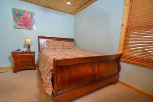 Marsh-mellow Manor Five-bedroom Holiday Home