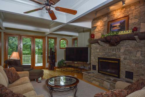 The West Wing Five-bedroom Holiday Home