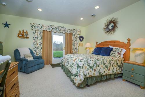 Deep Creek Village #10 Three-bedroom Townhome